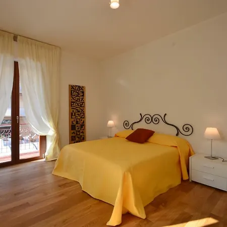 Apartmán Civico 171 *